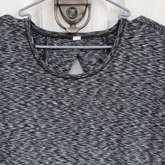 LULULEMON Open Back LS Top Sz L - Picture 2 of 5